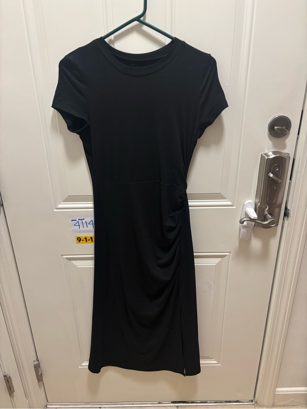 NWOT XS Classic Black Short-Sleeve Midi Dress - Sleek Everyday Style-flawless
